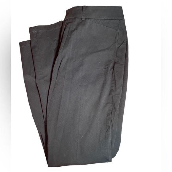 Dockers Pants - Picture 3 of 4